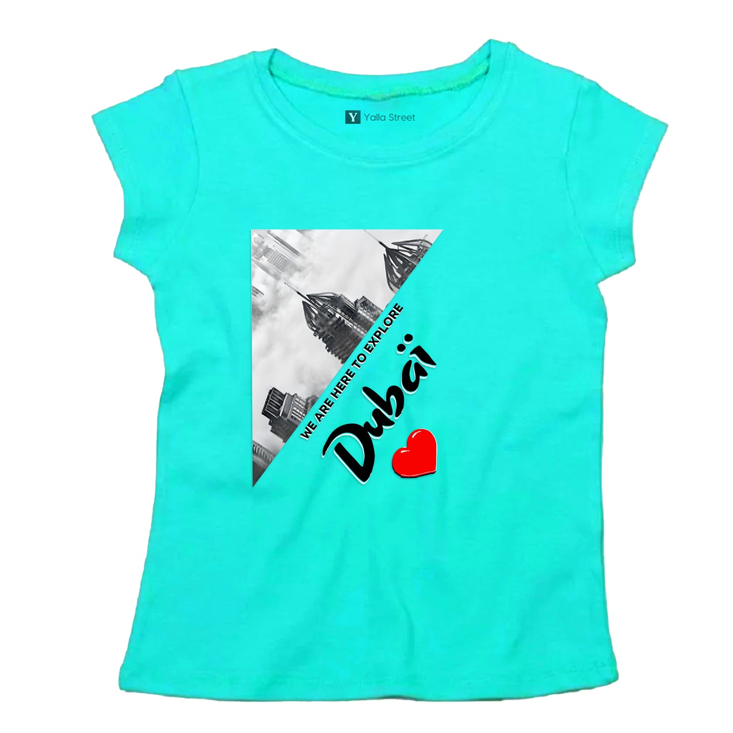 “Explore Dubai” Women’s Pink T-Shirt – Artistic Cityscape Design